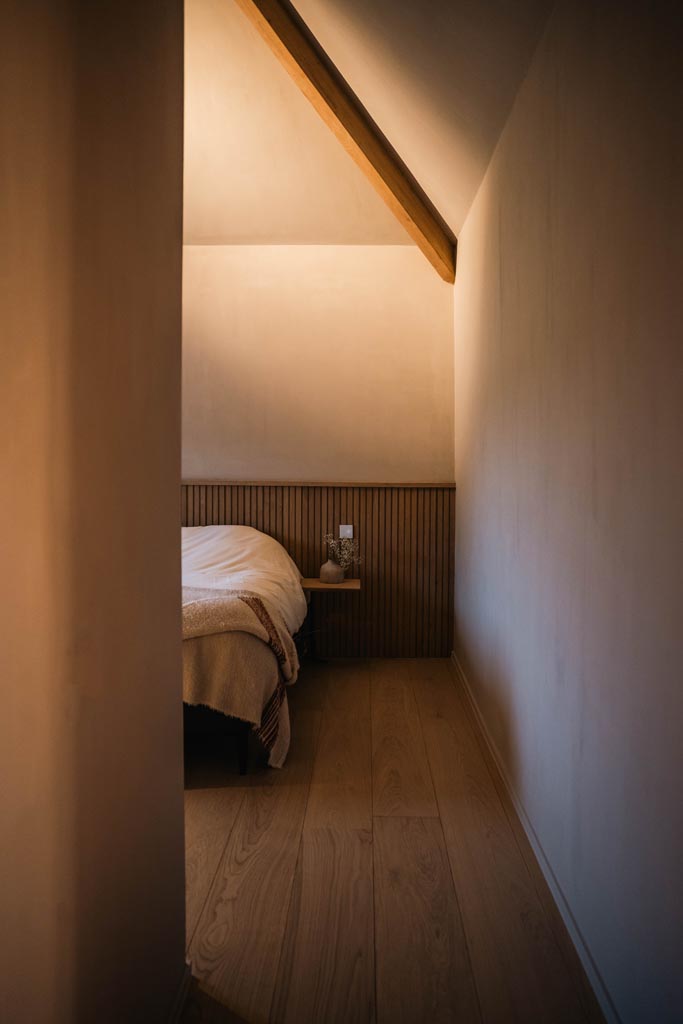 PROJECT CS - Woningrenovatie met natuurlijke materialen en authentieke details