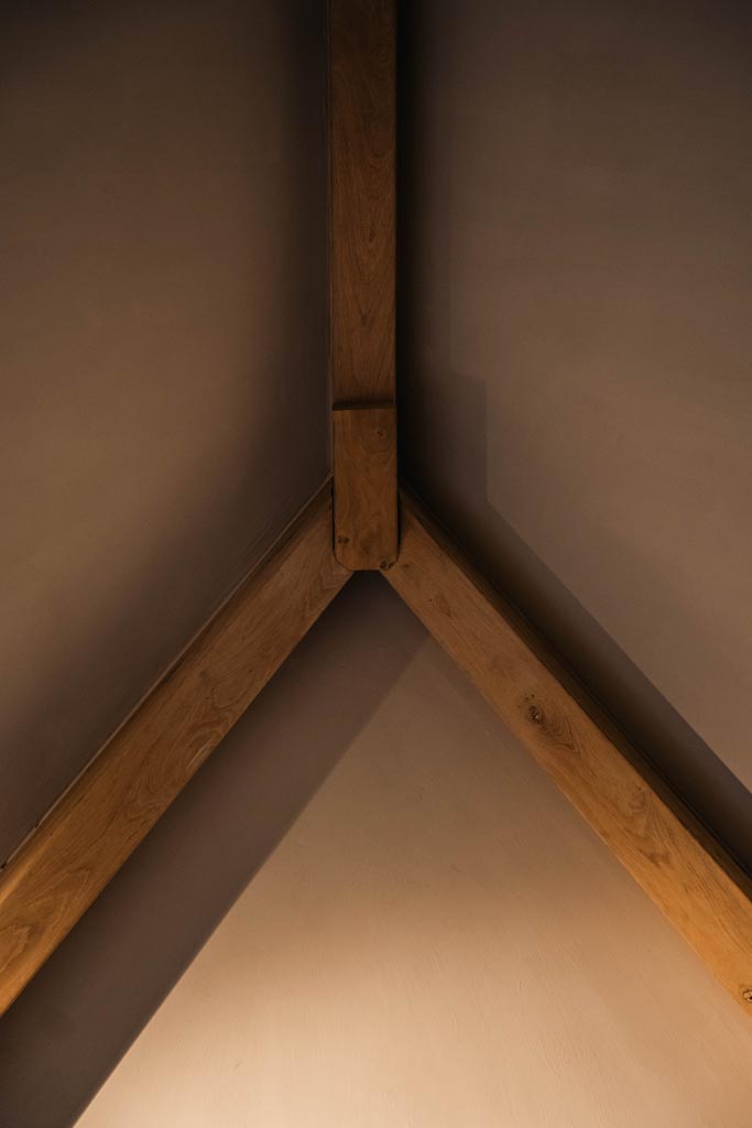 PROJECT CS - Woningrenovatie met natuurlijke materialen en authentieke details