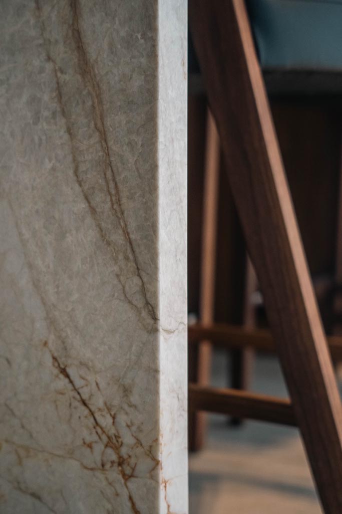 PROJECT CS - Woningrenovatie met natuurlijke materialen en authentieke details
