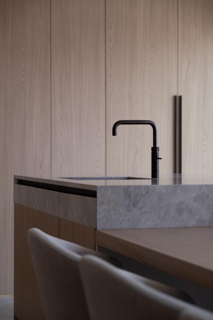 PROJECT EV - Modern totaalinterieur met open karakter