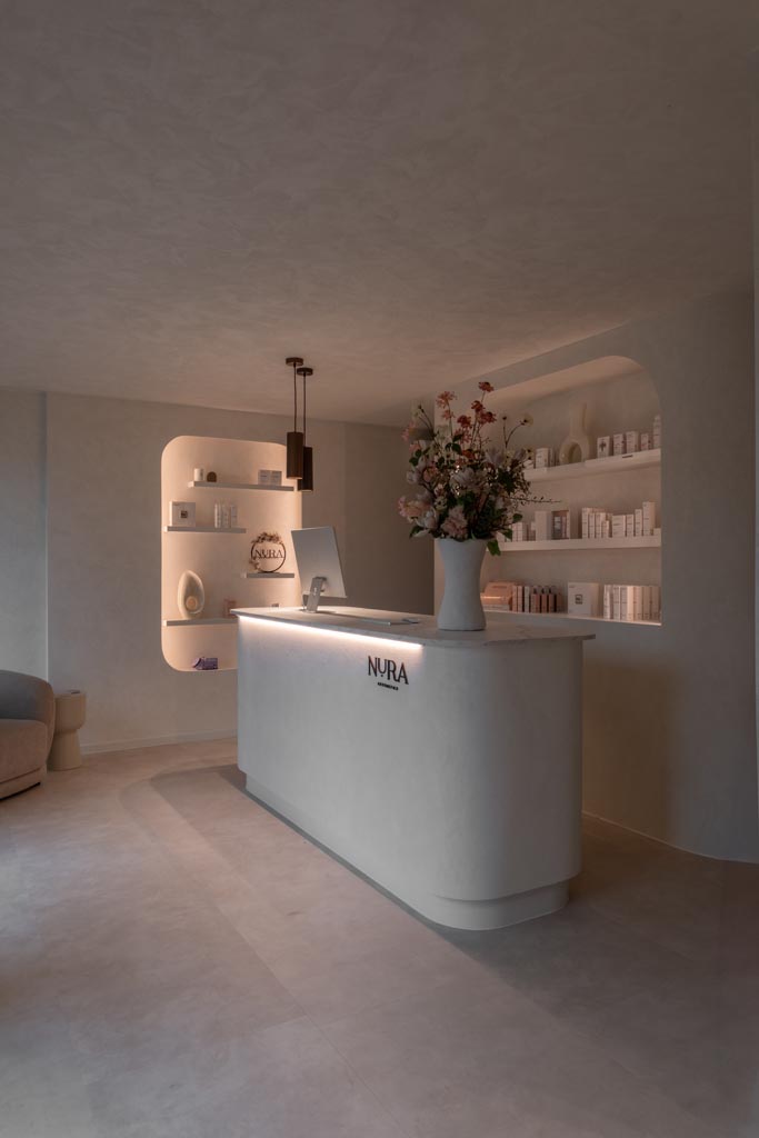 PROJECT Nura Cosmedics - Minimalistisch interieur schoonheidssalon voor een wellness beleving
